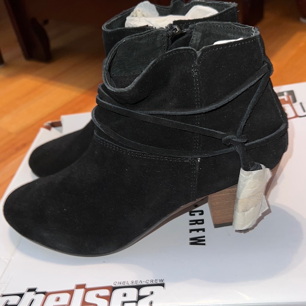 Chelsea crew Ankle boot heels